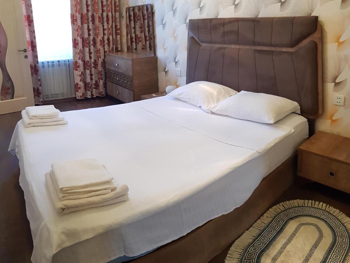 Central Baku Luxury Apartment On Nizami Street Eksteriør bilde