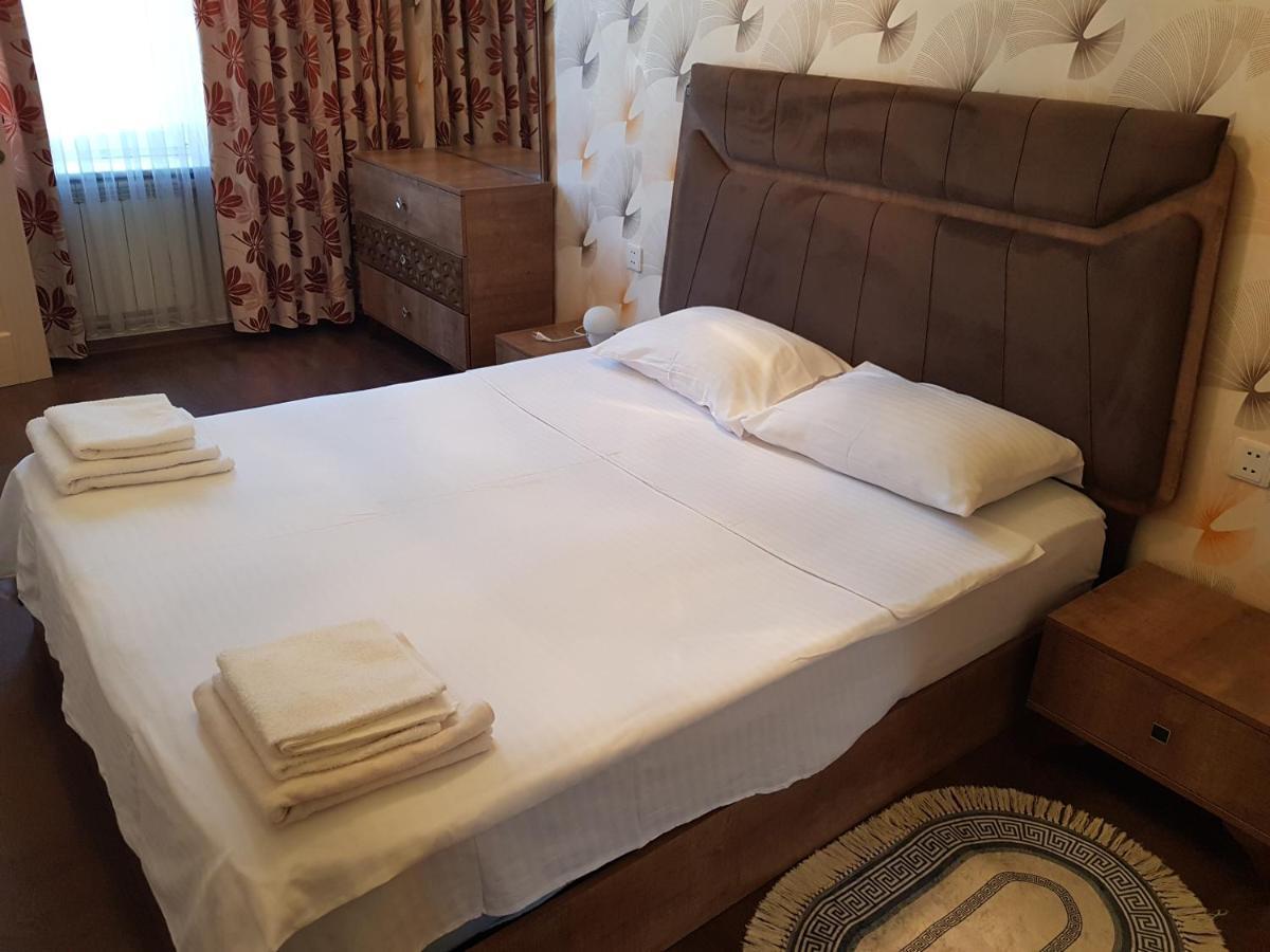 Central Baku Luxury Apartment On Nizami Street Eksteriør bilde